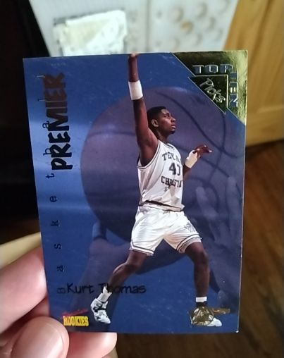 1996 Signature Rookies Premier #10 Kurt Thomas — front