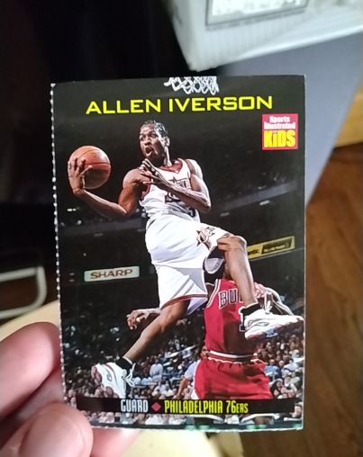 1999 Sports Illustrated for Kids #811 Allen Iverson — front