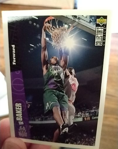 1996-97 Upper Deck Collector's Choice #84 Vin Baker — front