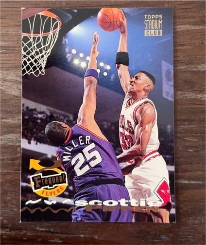 1993-94 Topps Stadium Club Frequent Flyers #184 Scottie Pippen — front