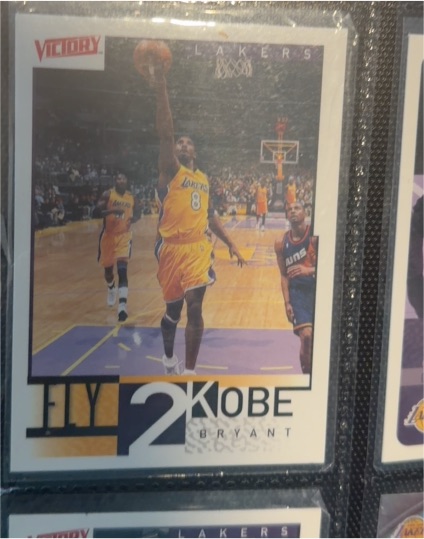 2000-01 Upper Deck Victory #303 Fly 2 Kobe Bryant — front