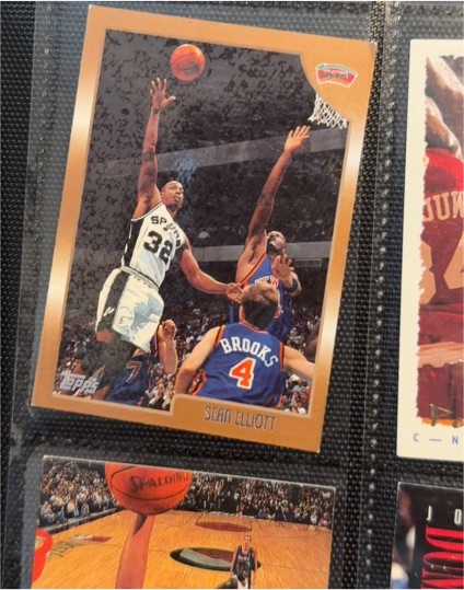 1991 Topps #32 Sean Elliott — front