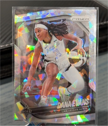 2025 Panini Prizm WNBA #33 Dana Evans — front