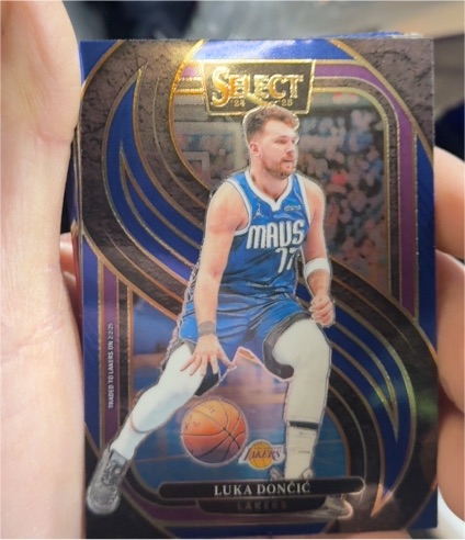 2024-25 Panini Select #141 Luka Dončić Premier Level Blue Prizm — front