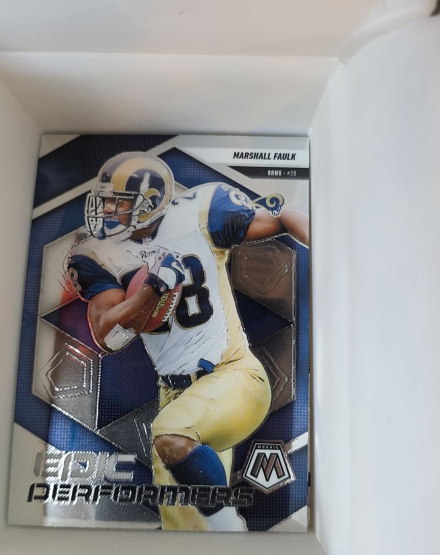 2025 Panini Mosaic #14 Marshall Faulk Epic Performers — front
