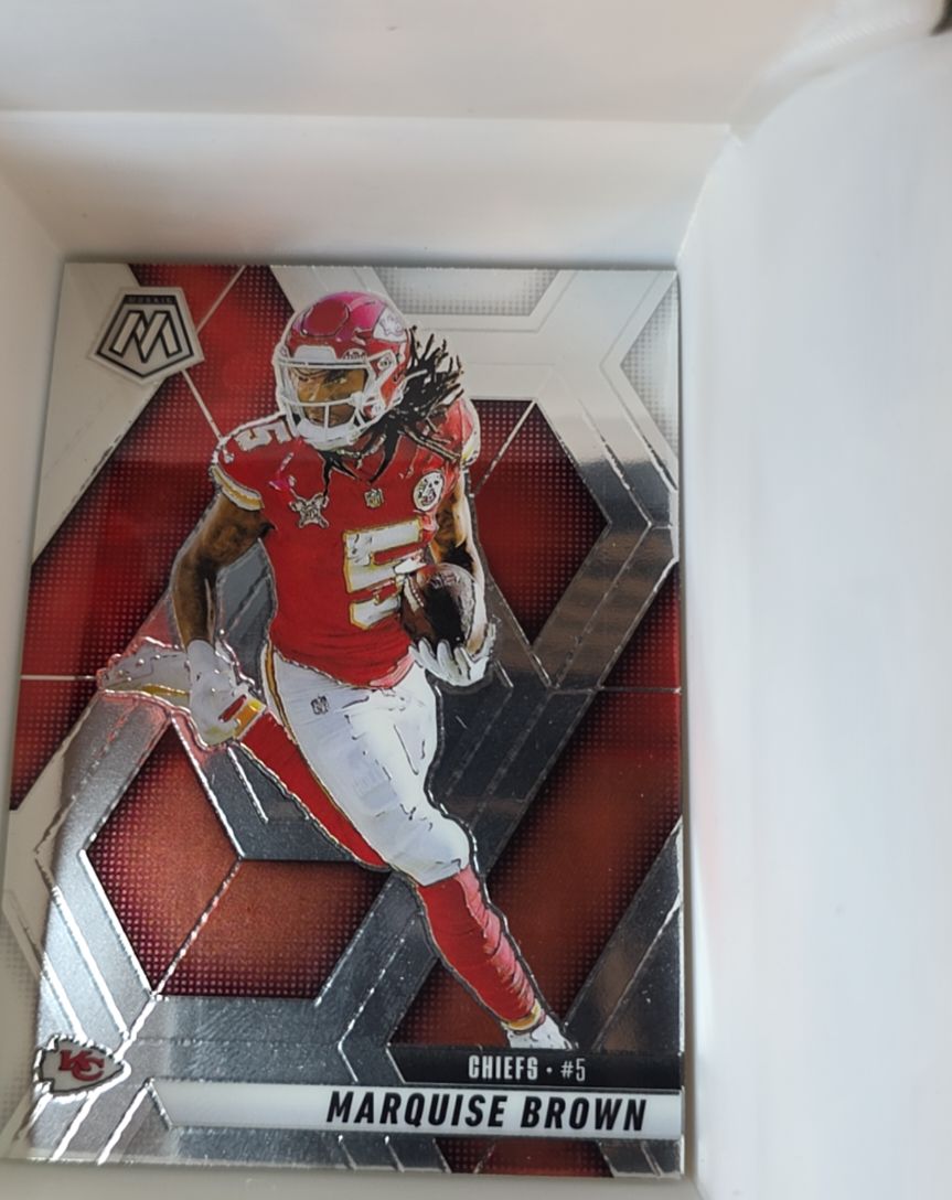 2025 Panini Mosaic #73 Marquise Brown — front