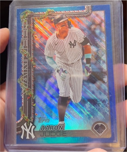 2025 Topps Holiday #H161 Aaron Judge Blue Metallic Glitter — front