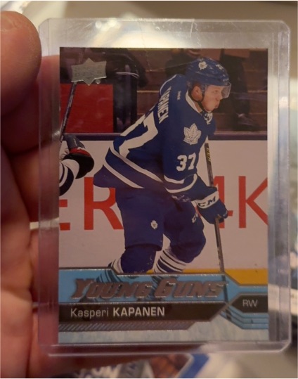 2016-17 Upper Deck #452 Kasperi Kapanen Young Guns Rookie Card — front