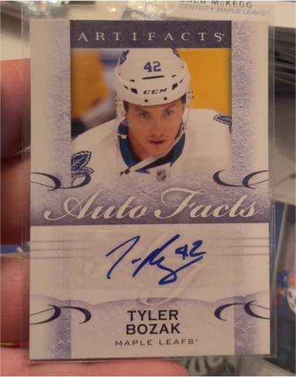 2010 Upper Deck Artifacts AutoFacts Tyler Bozak — front
