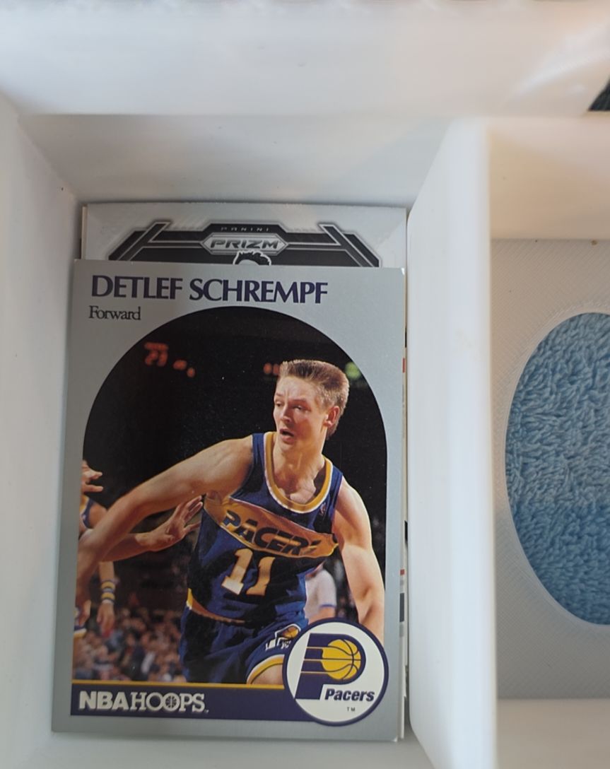 1990 NBA Hoops #138 Detlef Schrempf — front