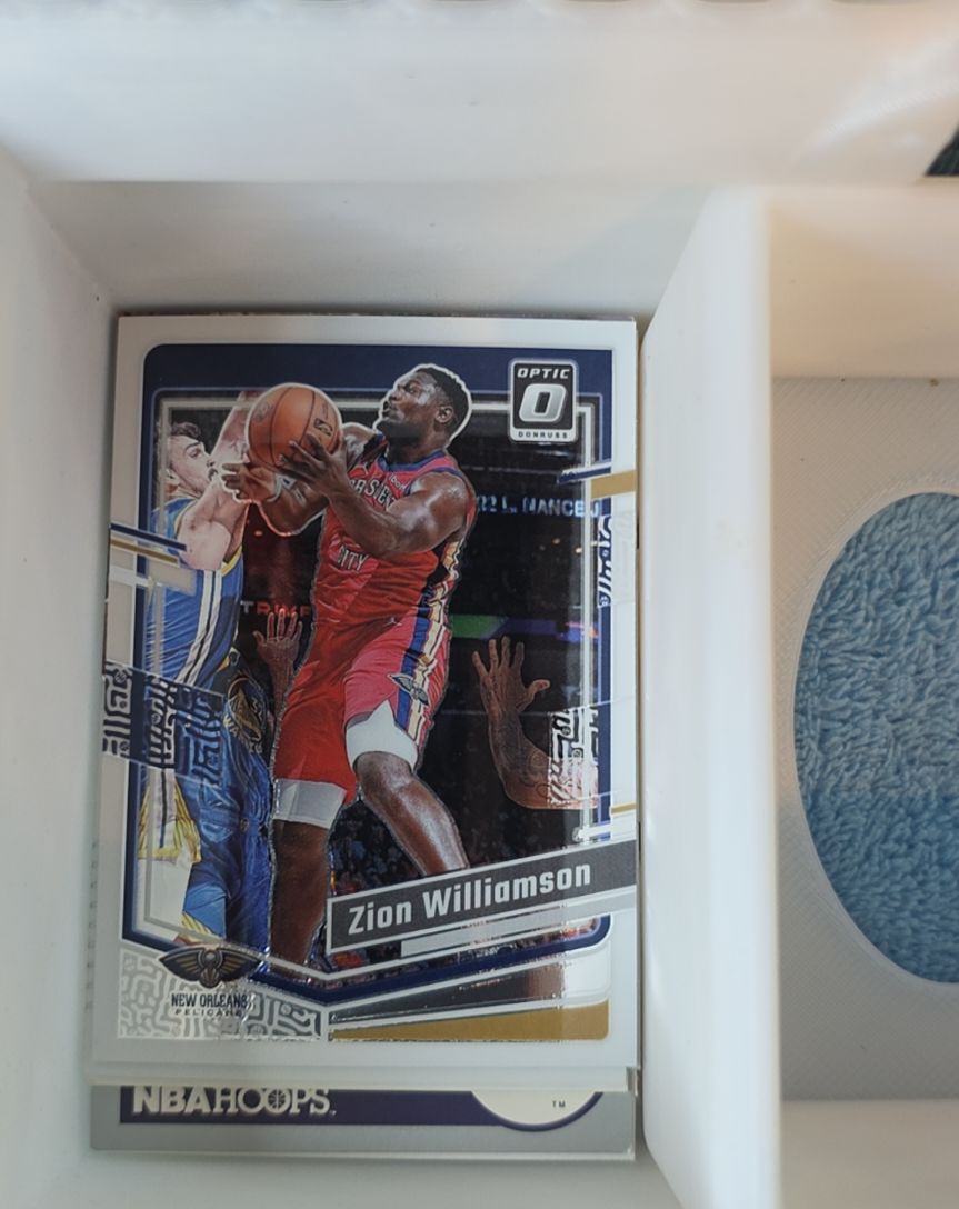 2023-24 Panini Donruss Optic #35 Zion Williamson — front
