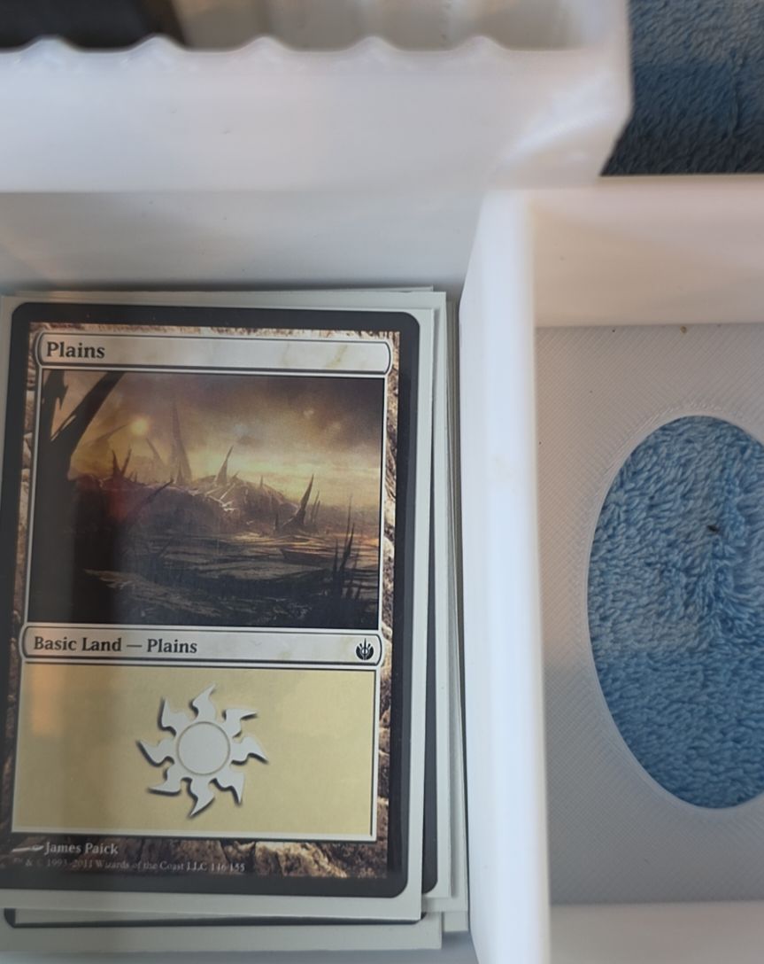 Magic the Gathering 2011 Mirrodin Besieged #146 Plains — front