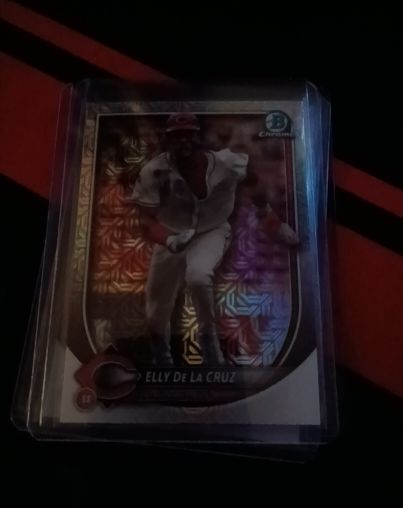 2025 Bowman Chrome #44 Elly De La Cruz Mojo Refractor — front