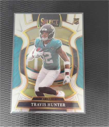2025 Panini Select #28 Travis Hunter — front