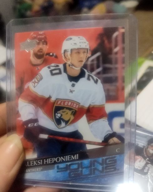 2020-21 Upper Deck Extended Series #716 Aleksi Heponiemi — front