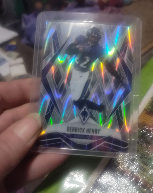2025 Panini Phoenix #10 Derrick Henry — front