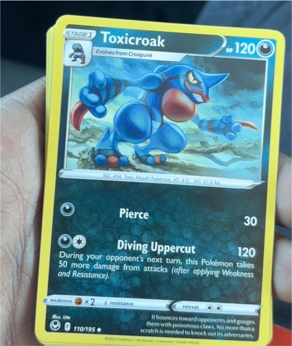 2022 Pokémon Sword & Shield Silver Tempest #110 Toxicroak — front