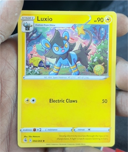 2021 Pokemon Fusion Strike #092 Luxio — front