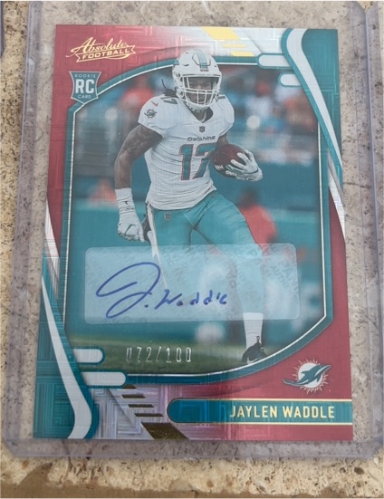2021 Panini Absolute #106 Jaylen Waddle — front
