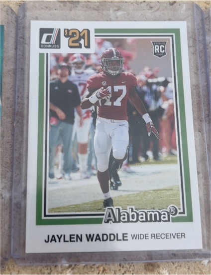 2021 Donruss Chronicles Draft Picks #38 Jaylen Waddle — front