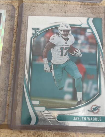 2021 Panini Absolute #106 Jaylen Waddle — front
