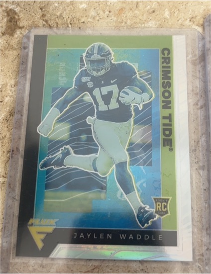 2021 Panini Chronicles Draft Picks #238 Jaylen Waddle — front