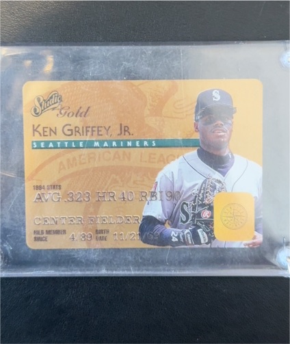 1995 Donruss Studio Gold #5 Ken Griffey Jr. — front