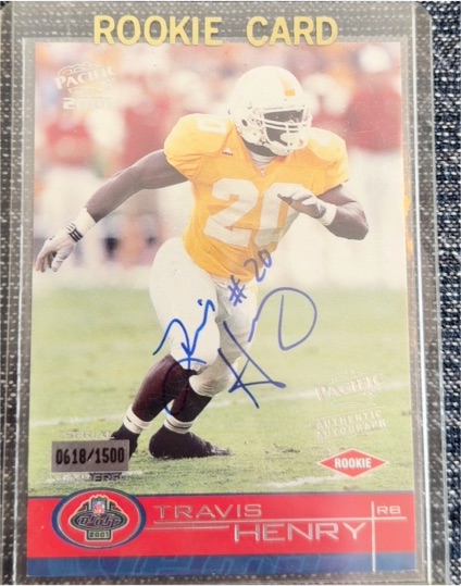 2001 Pacific #454 Travis Henry Rookie Card — front