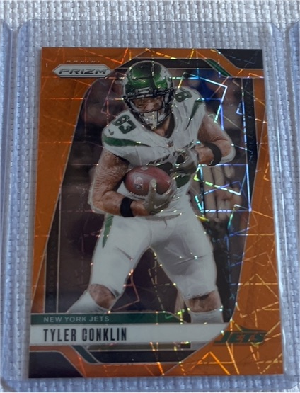 2024 Panini Prizm Orange Lazer Prizm #225 Tyler Conklin — front