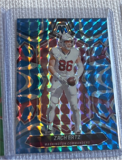 2024 Panini Mosaic #222 Zach Ertz — front
