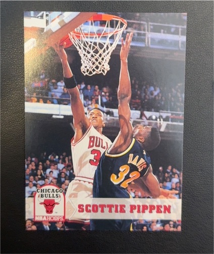 1993 Skybox #32 Scottie Pippen — front