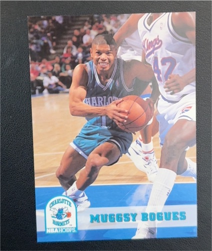 1993-94 Hoops #18 Muggsy Bogues — front