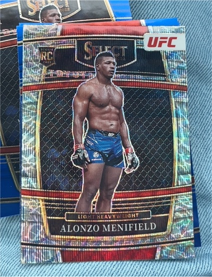 2022 Panini Select UFC #4 Alonzo Menifield Blue Prizm Rookie — front