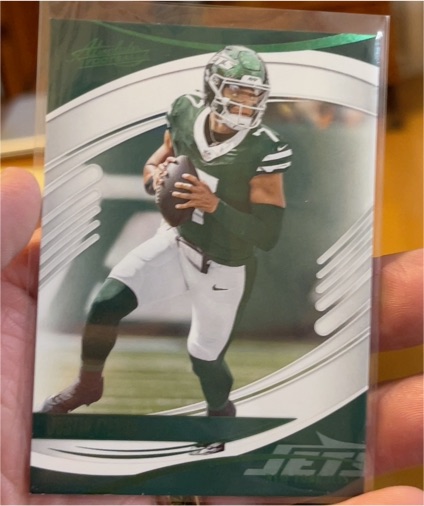2025 Panini Absolute #3 Justin Fields — front
