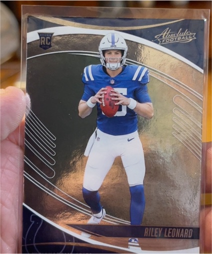 2025 Panini Absolute #172 Riley Leonard — front