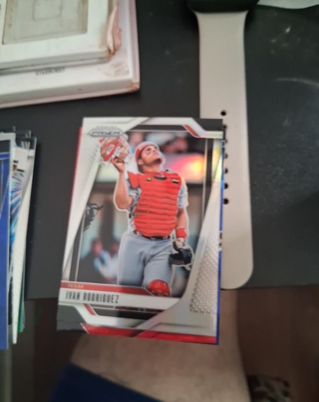 2025 Panini Prizm #186 Ivan Rodriguez — front