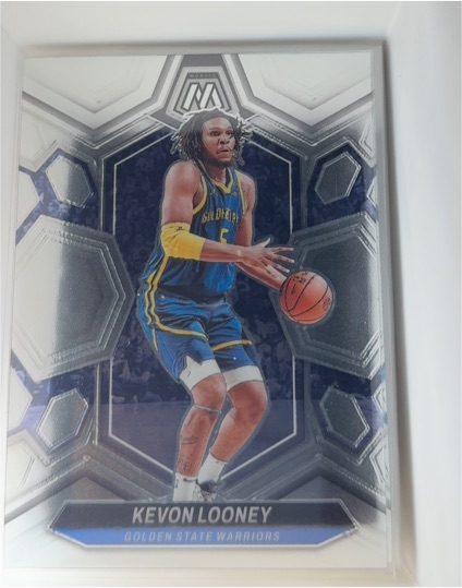 2023-24 Panini Mosaic #195 Kevon Looney — front