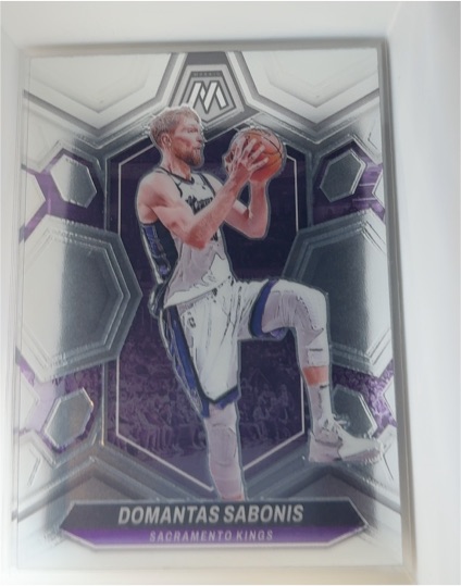 2023-24 Panini Mosaic #76 Domantas Sabonis — front