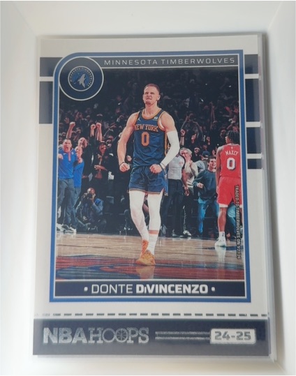 2024-25 Panini NBA Hoops #51 Donte DiVincenzo — front