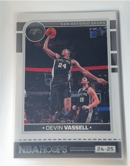 2024-25 Panini NBA Hoops #195 Devin Vassell — front