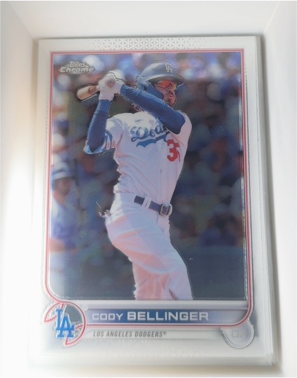 2022 Topps Chrome #106 Cody Bellinger — front