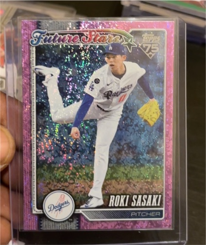 2026 Topps Series 1 #66 Roki Sasaki Future Stars Pink Diamante Foil — front