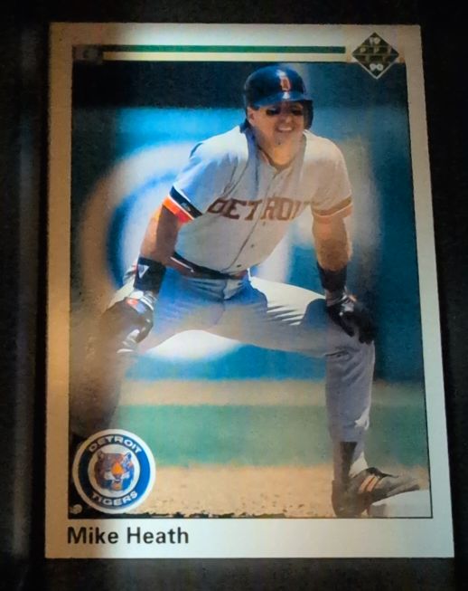 1990 Upper Deck #306 Mike Heath — front