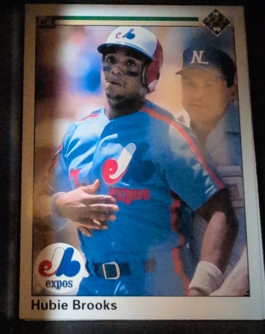 1990 Upper Deck #197 Hubie Brooks — front