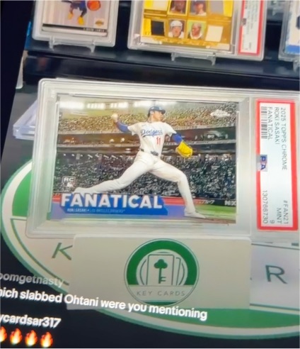 2025 Topps Chrome #FAN-13 Shohei Ohtani — front