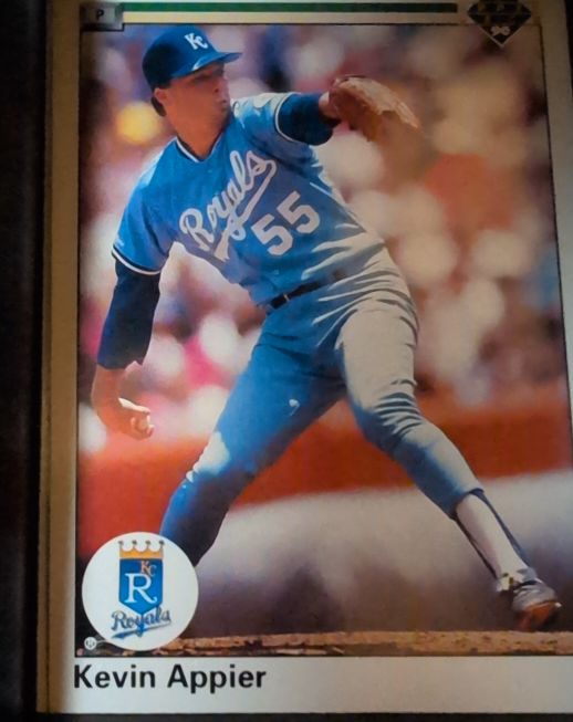 1990 Upper Deck #102 Kevin Appier — front