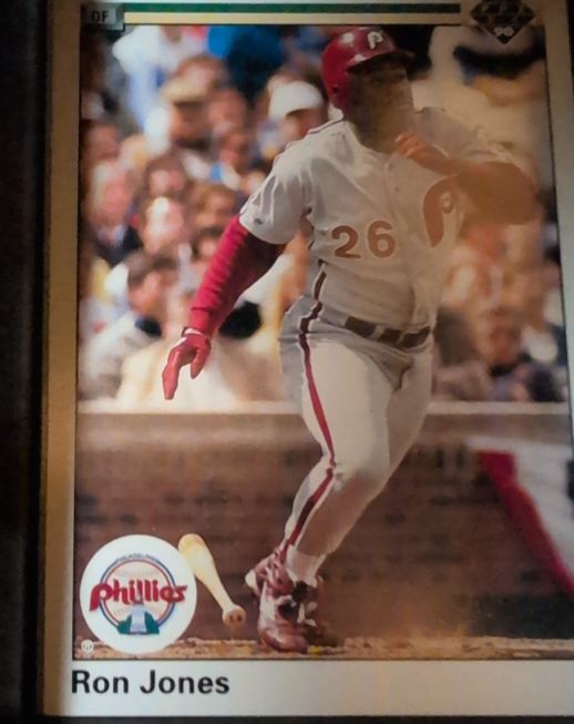 1990 Upper Deck #94 Ron Jones — front