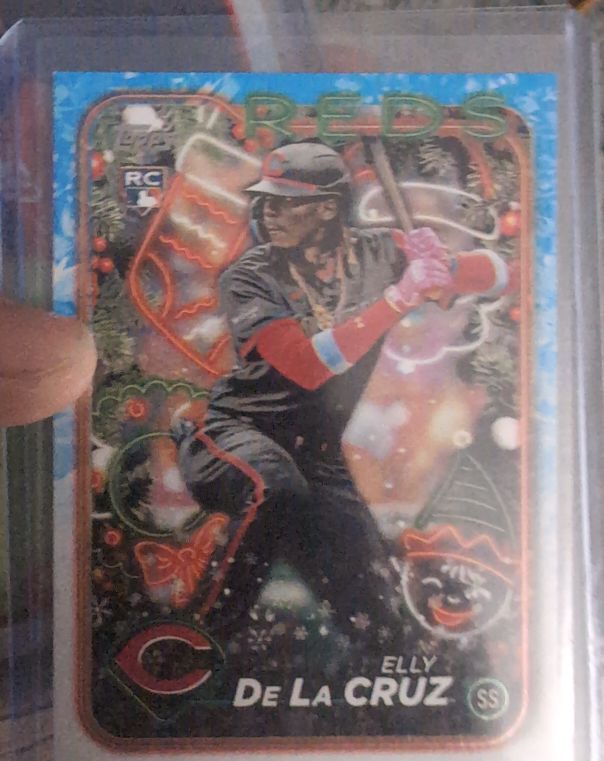 2024 Topps Holiday #H102 Elly De La Cruz — front