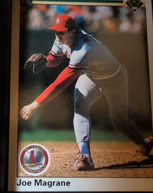 1990 Upper Deck #242 Joe Magrane — front