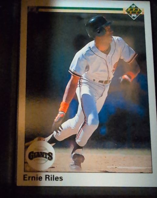 1990 Upper Deck #378 Ernie Riles — front